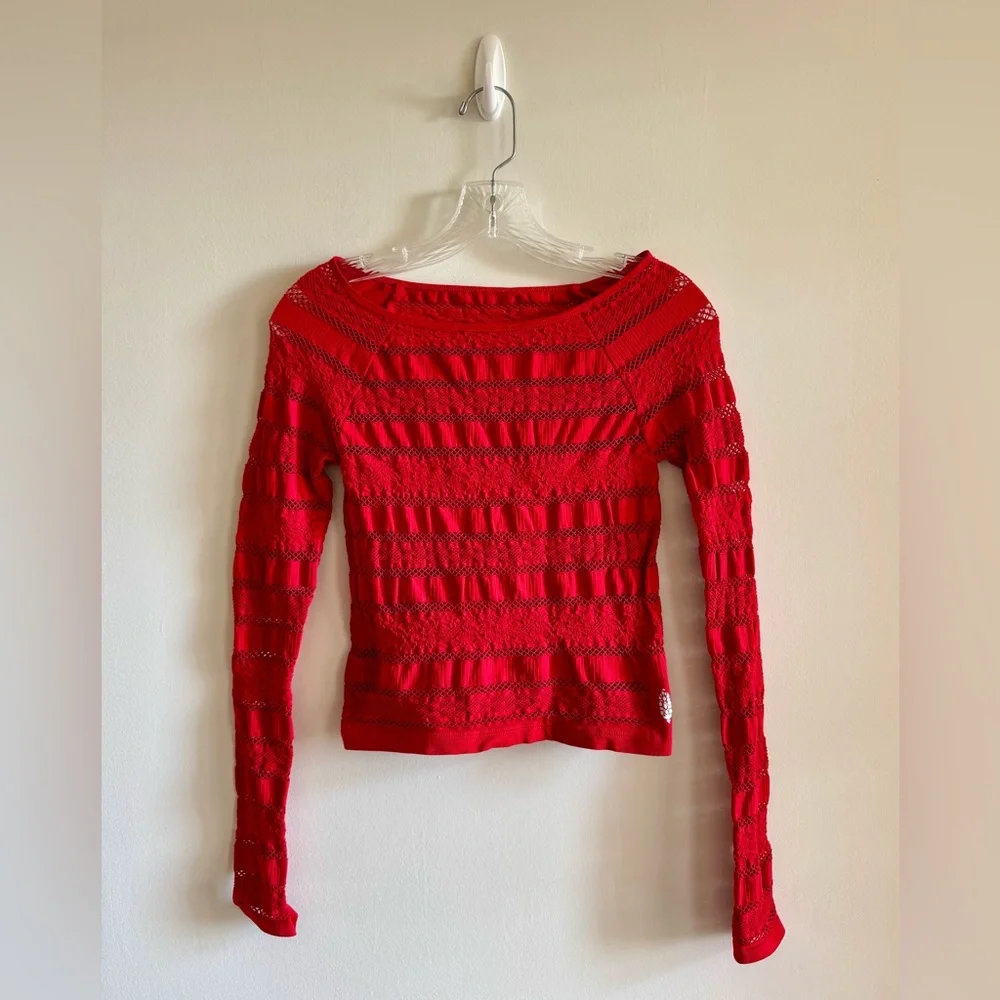 NWOT Free People Movement Take On Me Layer Top-Winterberry